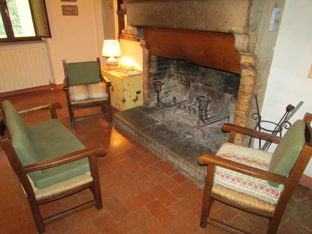 Agriturismo Dea Valfabbrica Extérieur photo